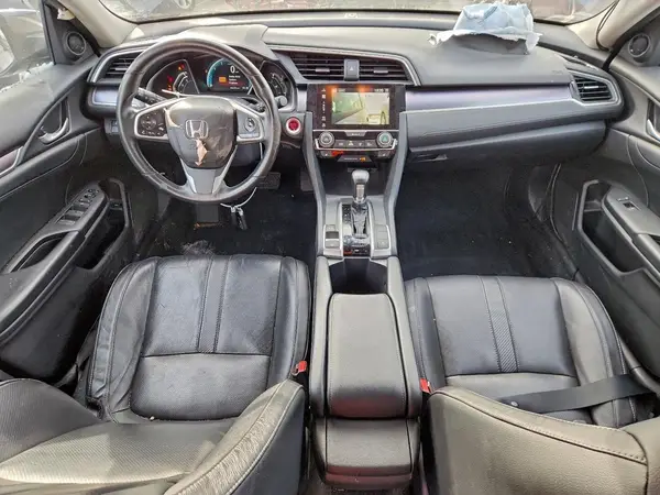 19XFC1F73HE023884 2017 HONDA CIVIC - Image 8