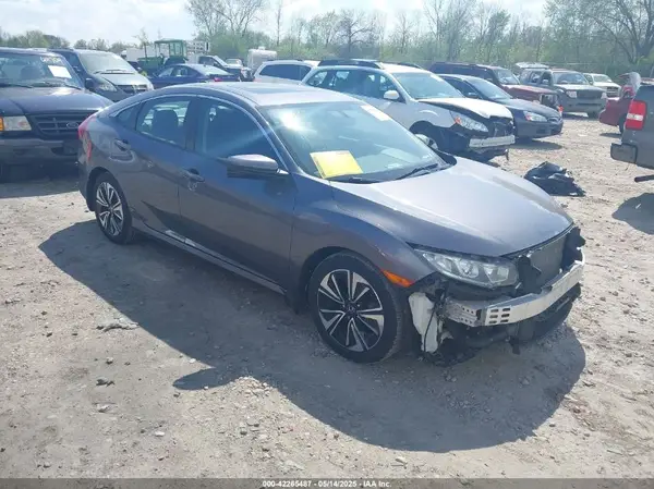 19XFC1F73HE025263 2017 HONDA CIVIC - Image 1