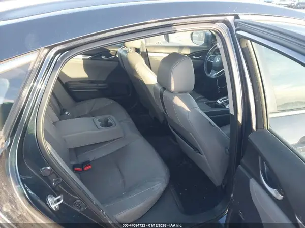 19XFC1F73HE21160 2017 HONDA CIVIC - Image 8