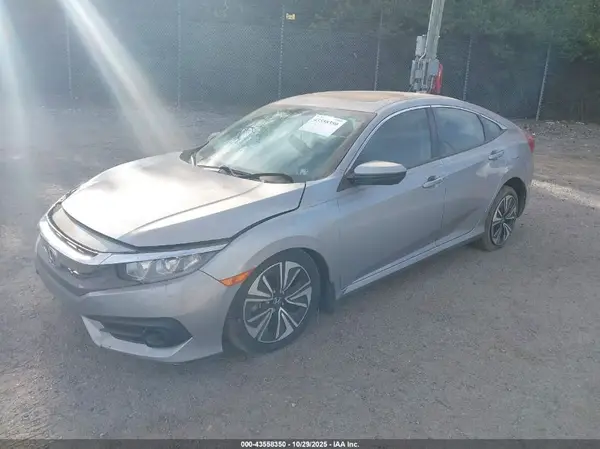 19XFC1F74GE200232 2016 HONDA CIVIC - Image 2