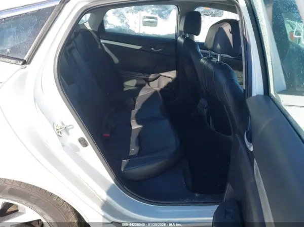 19XFC1F74GE204717 2016 HONDA CIVIC - Image 8