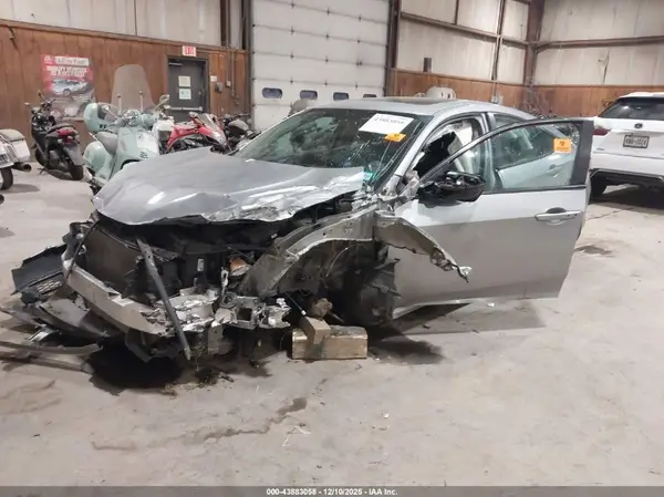 19XFC1F74GE212185 2016 HONDA CIVIC - Image 2