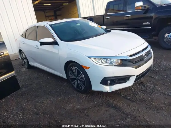 19XFC1F74HE002431 2017 HONDA CIVIC - Image 1