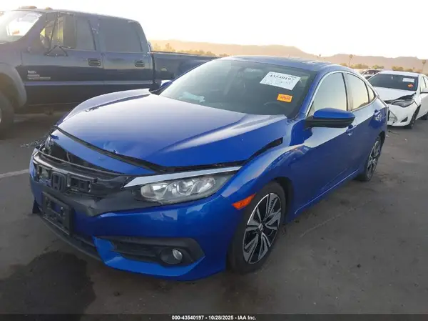 19XFC1F74HE017107 2017 HONDA CIVIC - Image 2