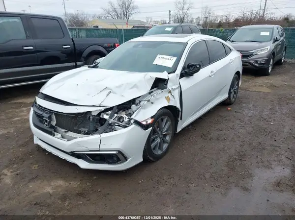 19XFC1F74KE011993 2019 HONDA CIVIC - Image 2