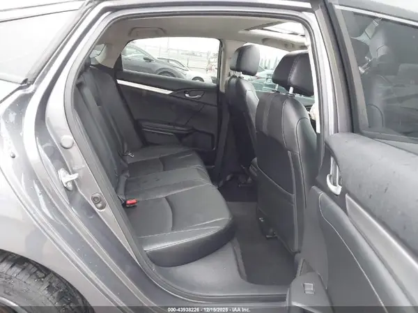 19XFC1F74KE204628 2019 HONDA CIVIC - Image 8