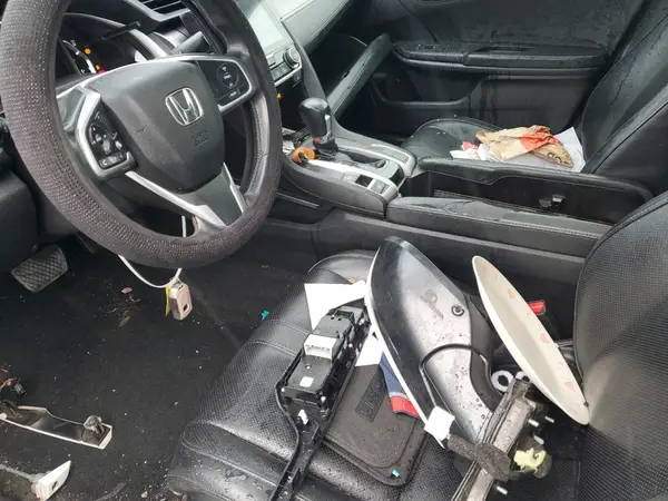 19XFC1F75GE004722 2016 HONDA CIVIC - Image 8