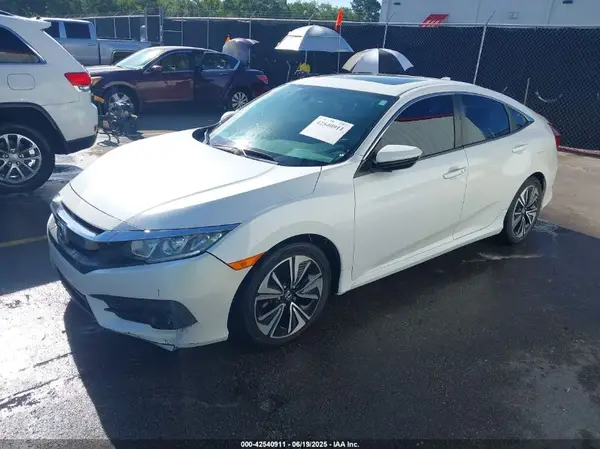 19XFC1F75GE007412 2016 HONDA CIVIC - Image 2