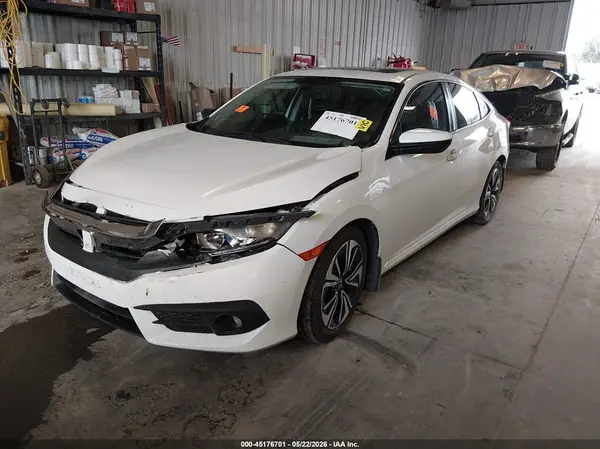 19XFC1F75GE015963 2016 HONDA CIVIC - Image 2