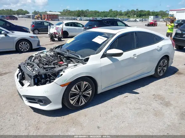 19XFC1F75GE032228 2016 HONDA CIVIC - Image 2