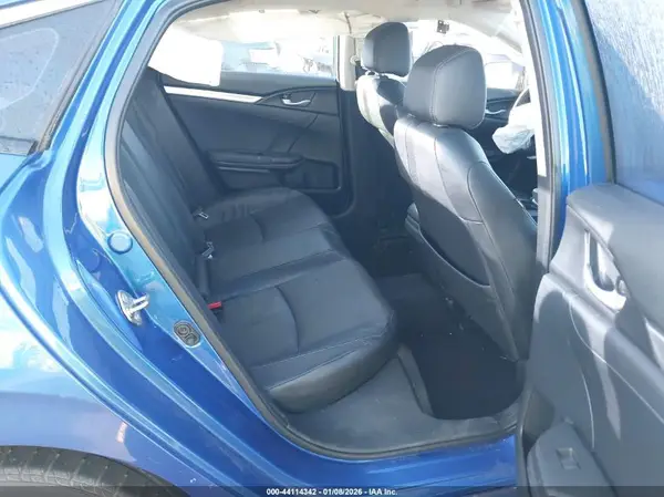 19XFC1F75GE032990 2016 HONDA CIVIC - Image 8