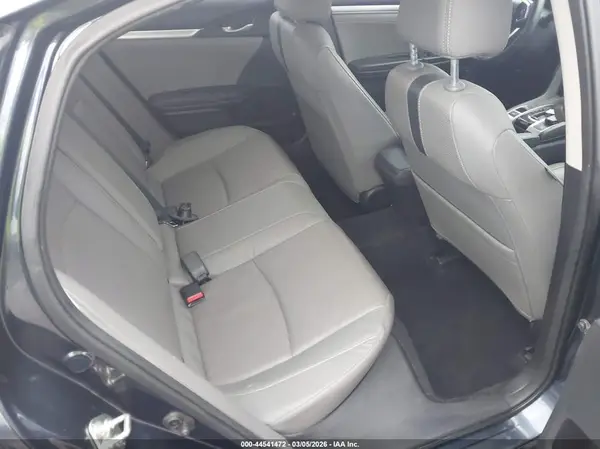 19XFC1F75HE005130 2017 HONDA CIVIC - Image 8
