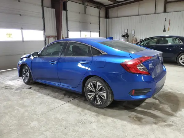 19XFC1F75HE010862 2017 HONDA CIVIC - Image 2