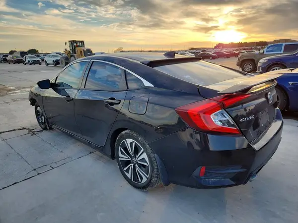19XFC1F75HE012093 2017 HONDA CIVIC - Image 2