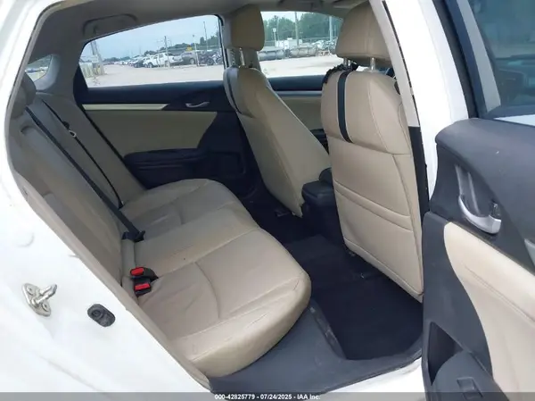 19XFC1F75HE014197 2017 HONDA CIVIC - Image 8