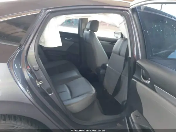 19XFC1F75HE030870 2017 HONDA CIVIC - Image 8