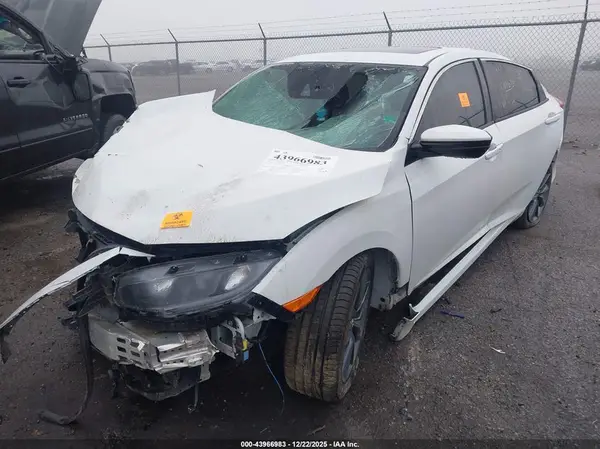 19XFC1F75KE011646 2019 HONDA CIVIC - Image 2