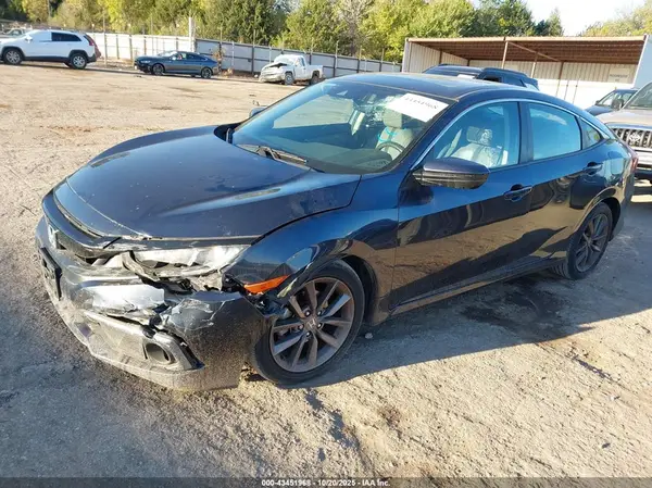 19XFC1F75KE019990 2019 HONDA CIVIC - Image 2