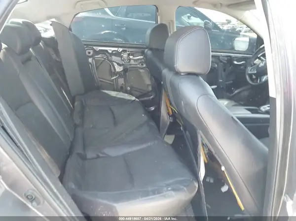 19XFC1F75KE207490 2019 HONDA CIVIC - Image 8