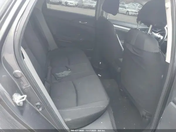 19XFC1F75KE215847 2019 HONDA CIVIC - Image 8