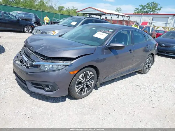 19XFC1F76GE014918 2016 HONDA CIVIC - Image 2