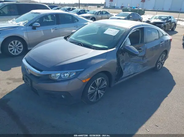 19XFC1F76GE031184 2016 HONDA CIVIC - Image 2
