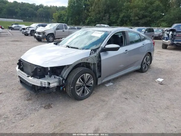 19XFC1F76GE033405 2016 HONDA CIVIC - Image 2