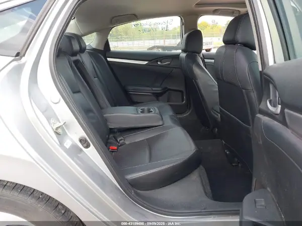 19XFC1F76GE033405 2016 HONDA CIVIC - Image 8
