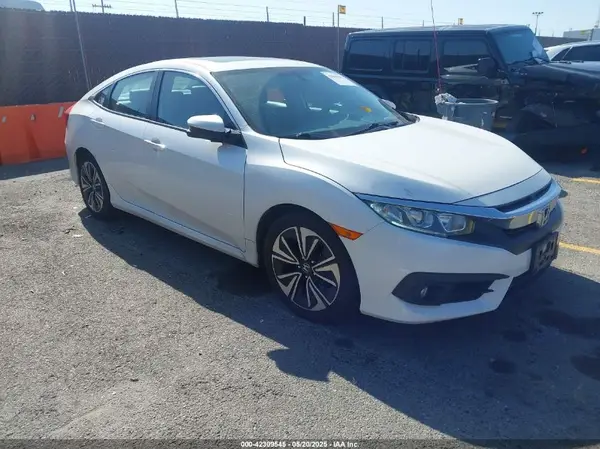 19XFC1F76GE200250 2016 HONDA CIVIC - Image 1