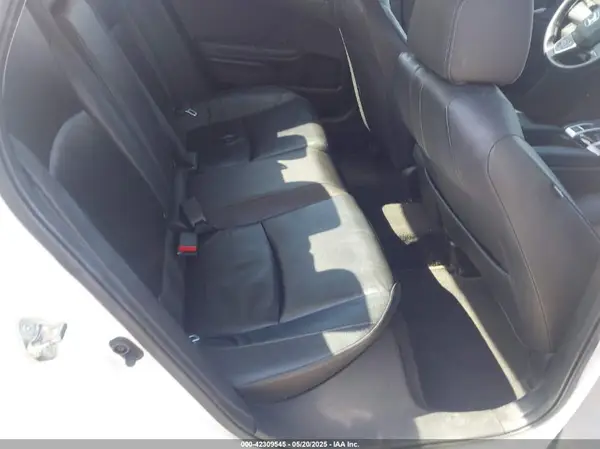 19XFC1F76GE200250 2016 HONDA CIVIC - Image 8