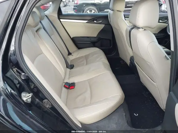 19XFC1F76GE203598 2016 HONDA CIVIC - Image 8