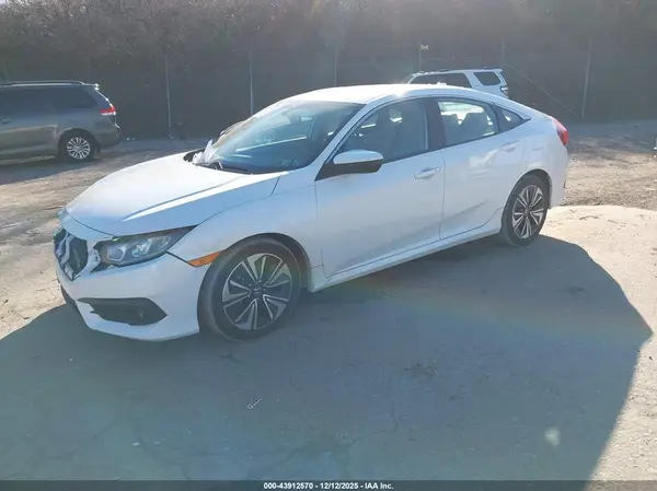 19XFC1F76GE208154 2016 HONDA CIVIC - Image 2