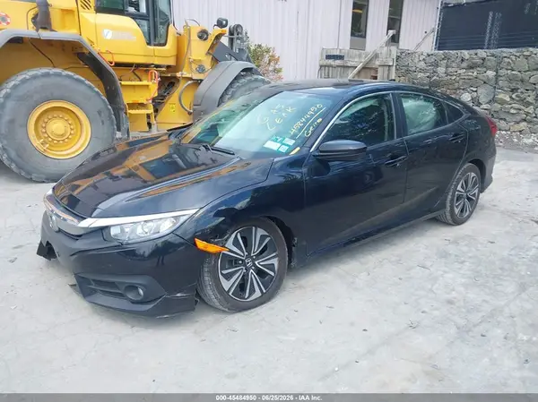19XFC1F76GE217520 2016 HONDA CIVIC - Image 2