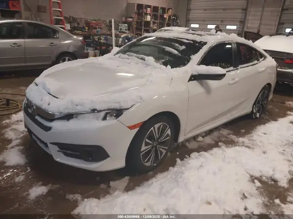 19XFC1F76HE009512 2017 HONDA CIVIC - Image 2