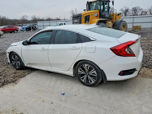19XFC1F76HE010076 2017 HONDA CIVIC - Image 2