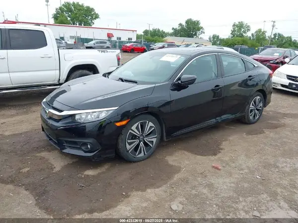 19XFC1F76HE012085 2017 HONDA CIVIC - Image 2