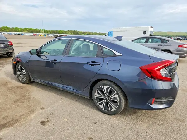 19XFC1F76HE201965 2017 HONDA CIVIC - Image 2
