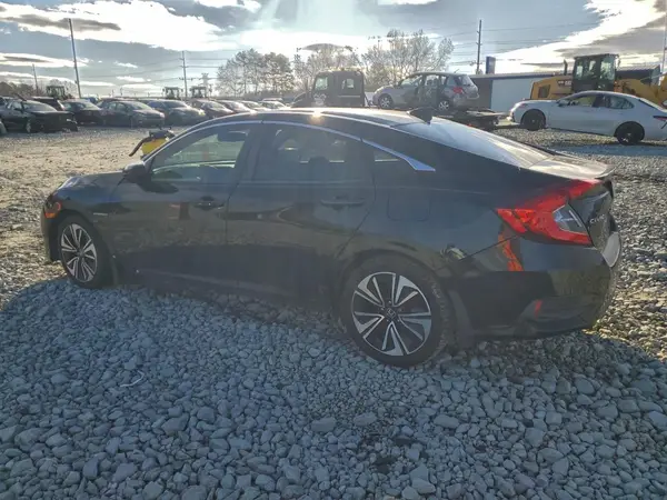 19XFC1F76HE207670 2017 HONDA CIVIC - Image 2
