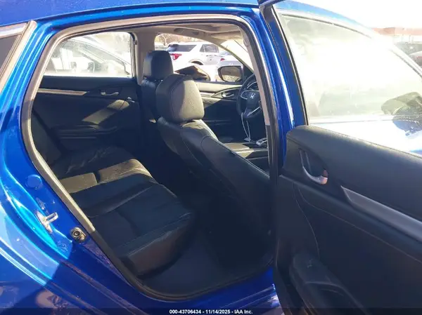 19XFC1F77GE026026 2016 HONDA CIVIC - Image 8