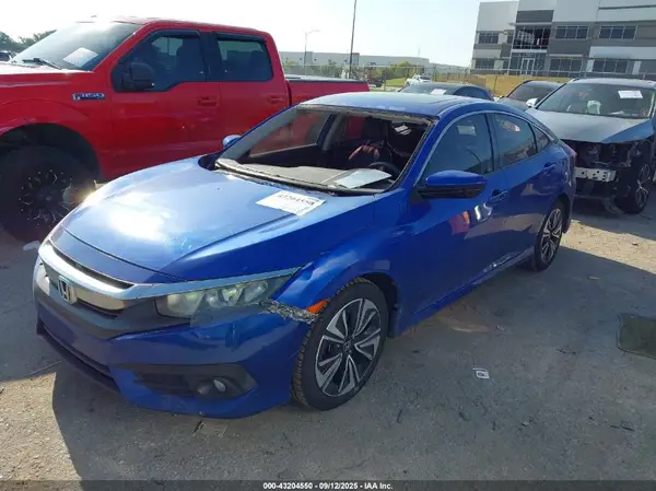 19XFC1F77GE036880 2016 HONDA CIVIC - Image 2