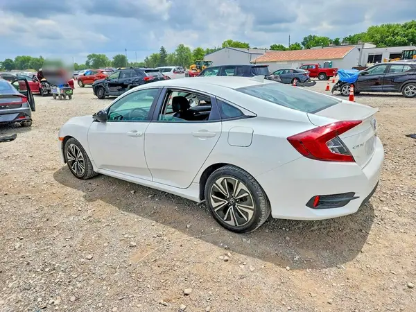 19XFC1F77GE039620 2016 HONDA CIVIC - Image 2