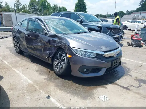 19XFC1F77GE201469 2016 HONDA CIVIC - Image 1
