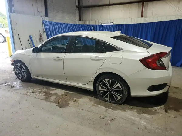 19XFC1F77GE206607 2016 HONDA CIVIC - Image 2