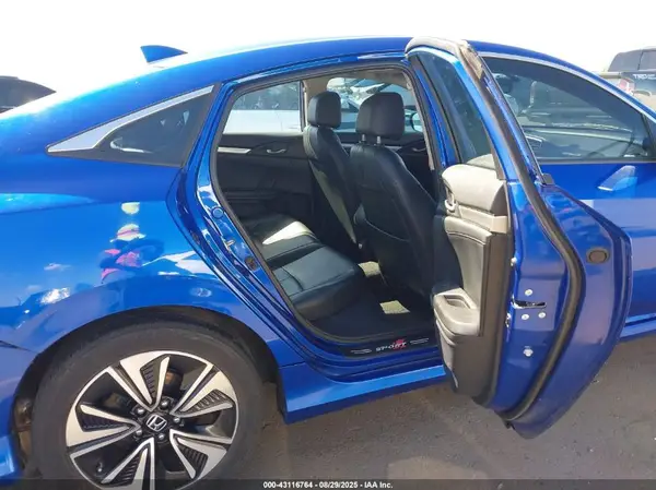 19XFC1F77GE207921 2016 HONDA CIVIC - Image 8