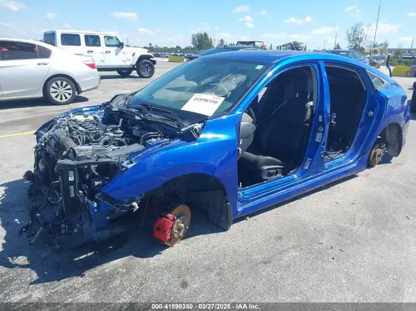 19XFC1F77GE216196 2016 HONDA CIVIC - Image 2