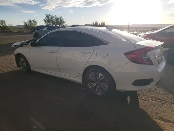 19XFC1F77HE003962 2017 HONDA CIVIC - Image 2