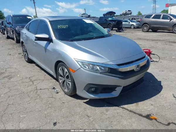19XFC1F77HE005100 2017 HONDA CIVIC - Image 1