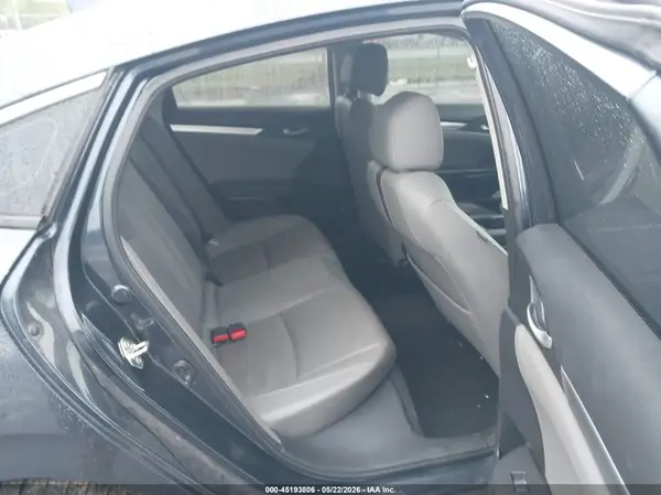 19XFC1F77HE006330 2017 HONDA CIVIC - Image 8