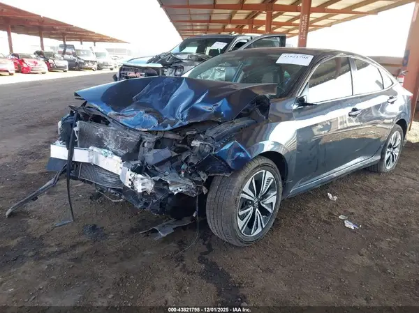 19XFC1F77HE015612 2017 HONDA CIVIC - Image 2