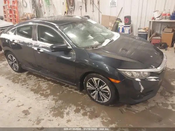 19XFC1F77HE017764 2017 HONDA CIVIC - Image 1